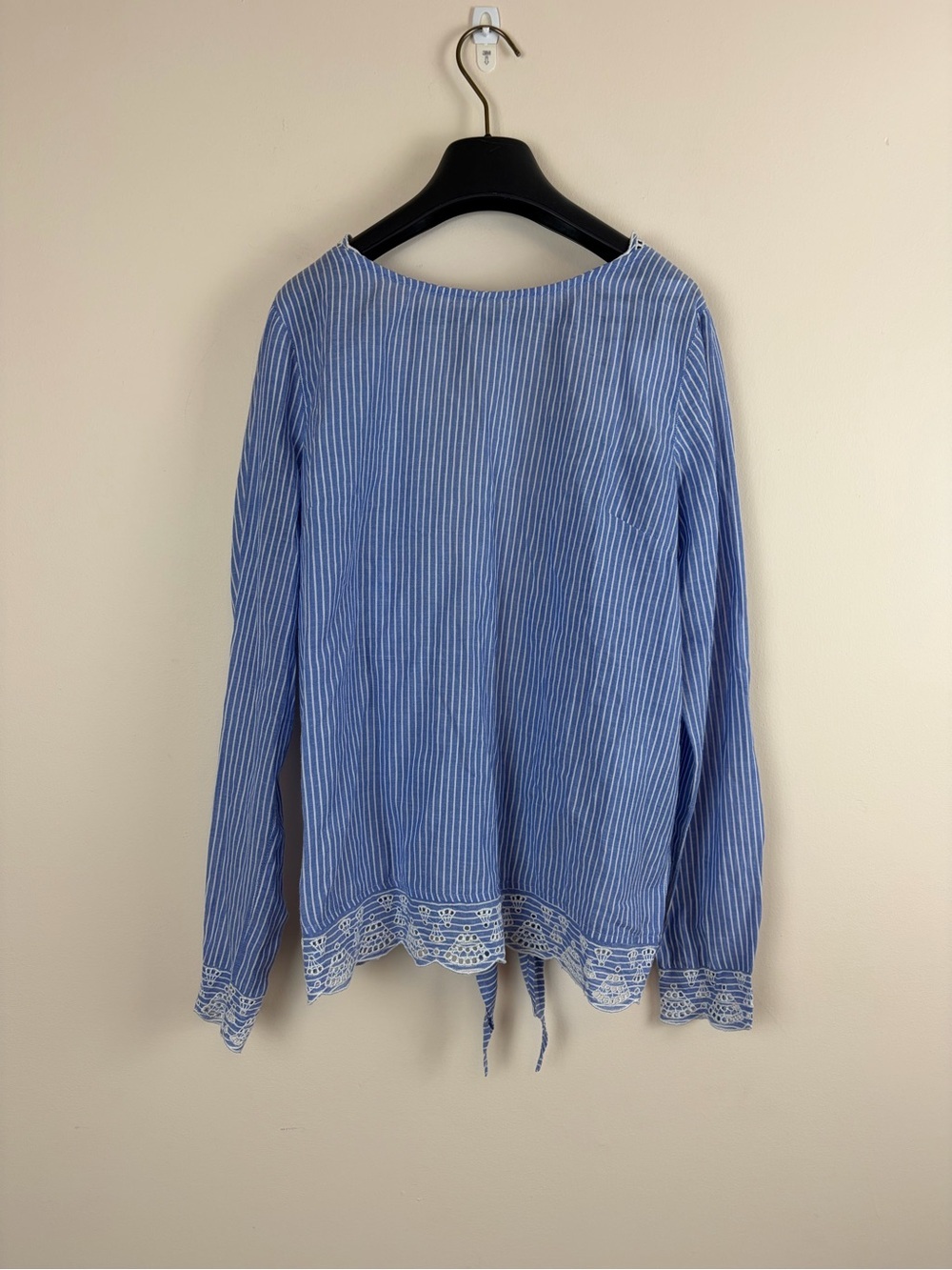 NWT Sezane Tracy Open-Back/Tie-Back Blouse Embroidered Trim - Picture 3 of 10